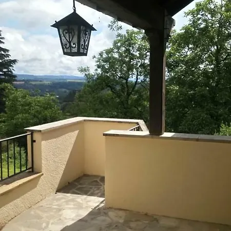 Au Calme Avec Point De Vue Proche Turenne Cressensac-Sarrazac