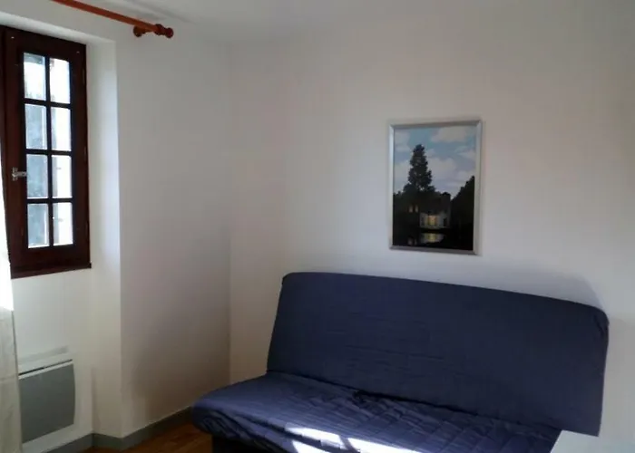 Au Calme Avec Point De Vue Proche Turenne *